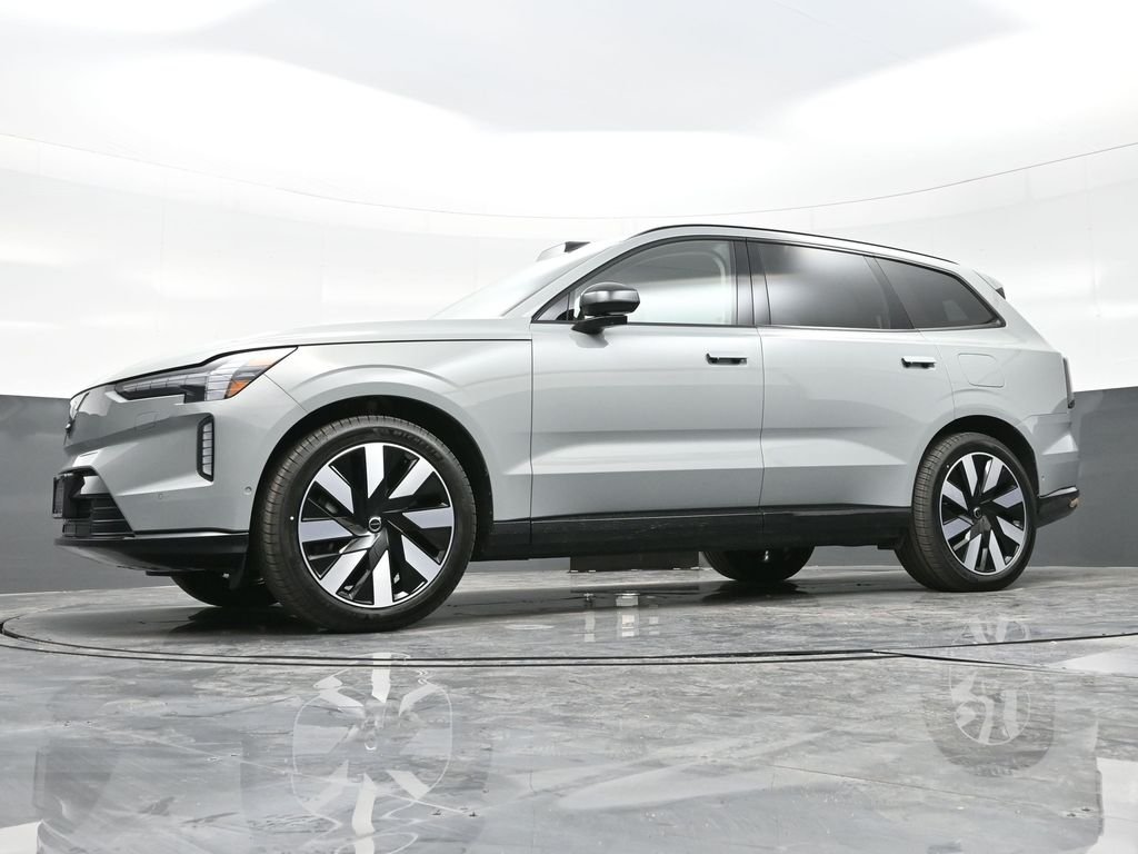 2025 Volvo EX90 Ultra - Photo 11