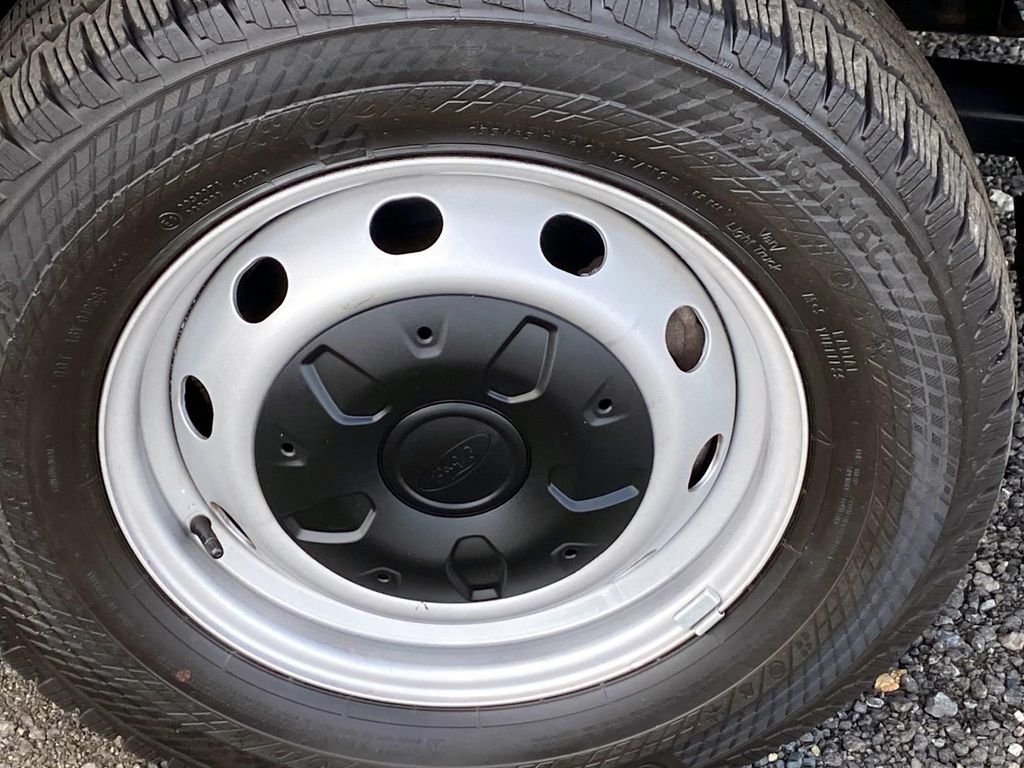 Used 2023 White Ford  image 24