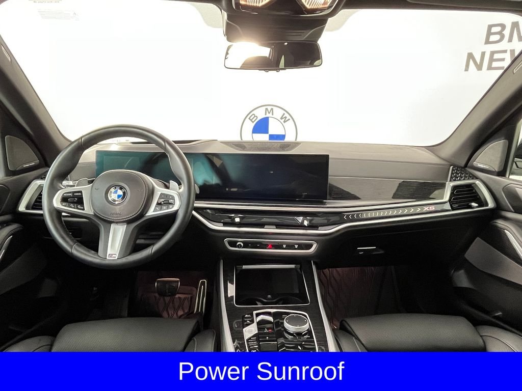 Used 2025 White BMW xDrive40i image 8