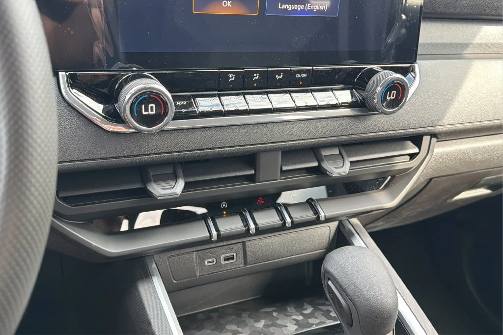 New 2026 Summit White Chevrolet Trail Boss image 30