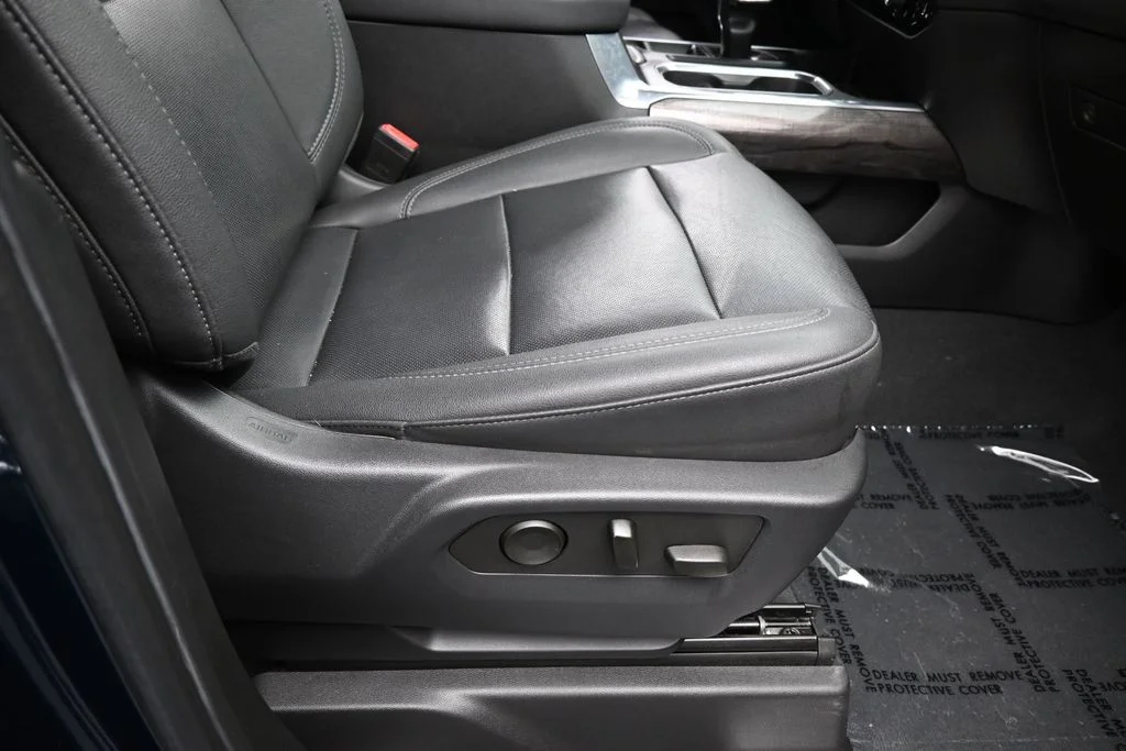 Used 2022 Northsky Blue Metallic Chevrolet LTZ image 50