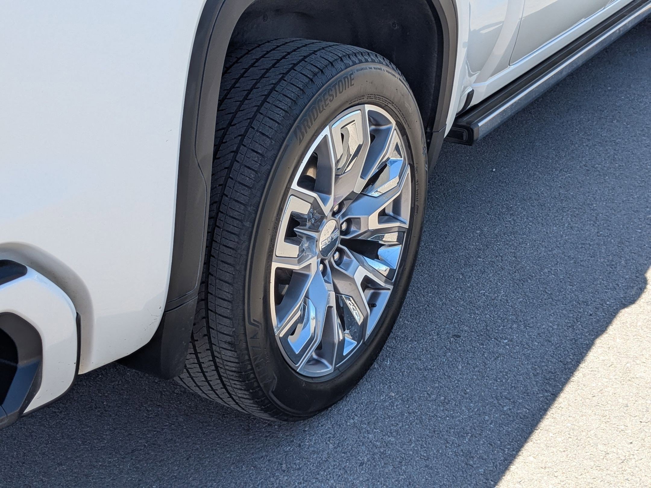 Certified Used 2024 White Frost Tricoat GMC Denali image 12