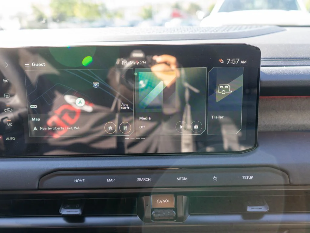 New 2027 Terrain Brown Matte Kia X-Line SX image 28