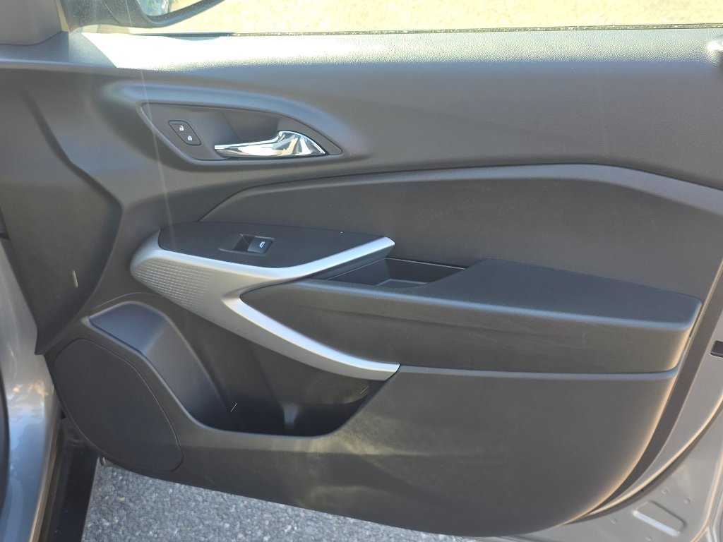Used 2024 Sterling Gray Metallic Chevrolet 1RS image 20