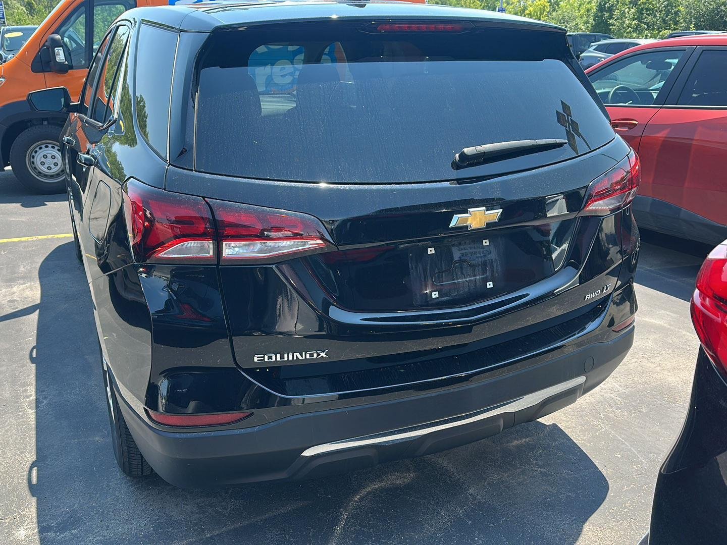 Used 2023 Mosaic Black Metallic Chevrolet LT image 4