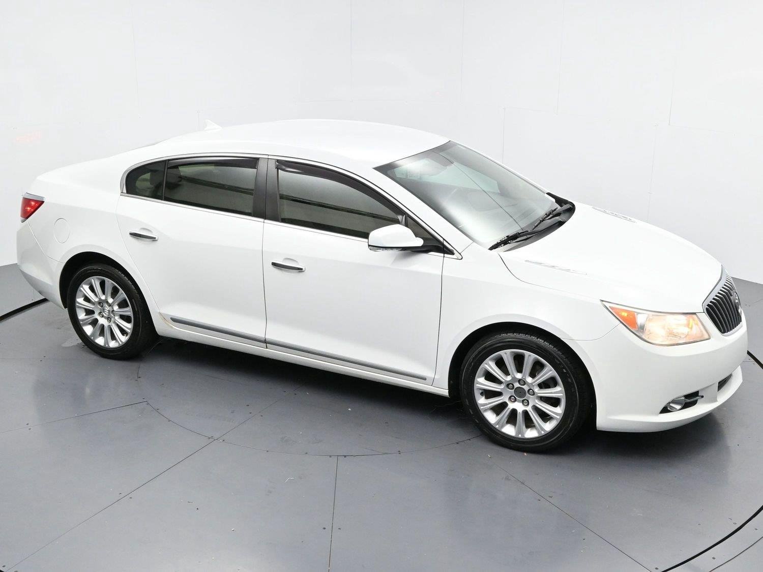 Used 2013 Summit White Buick Leather image 35