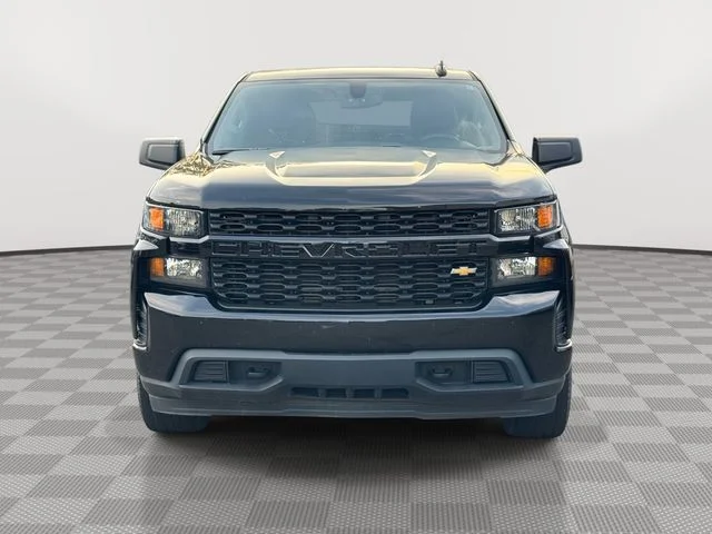Used 2022 Black Chevrolet Custom image 2