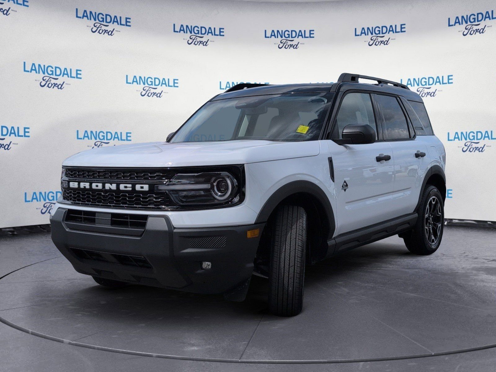 New 2026 Oxford White Ford Outer Banks image 11