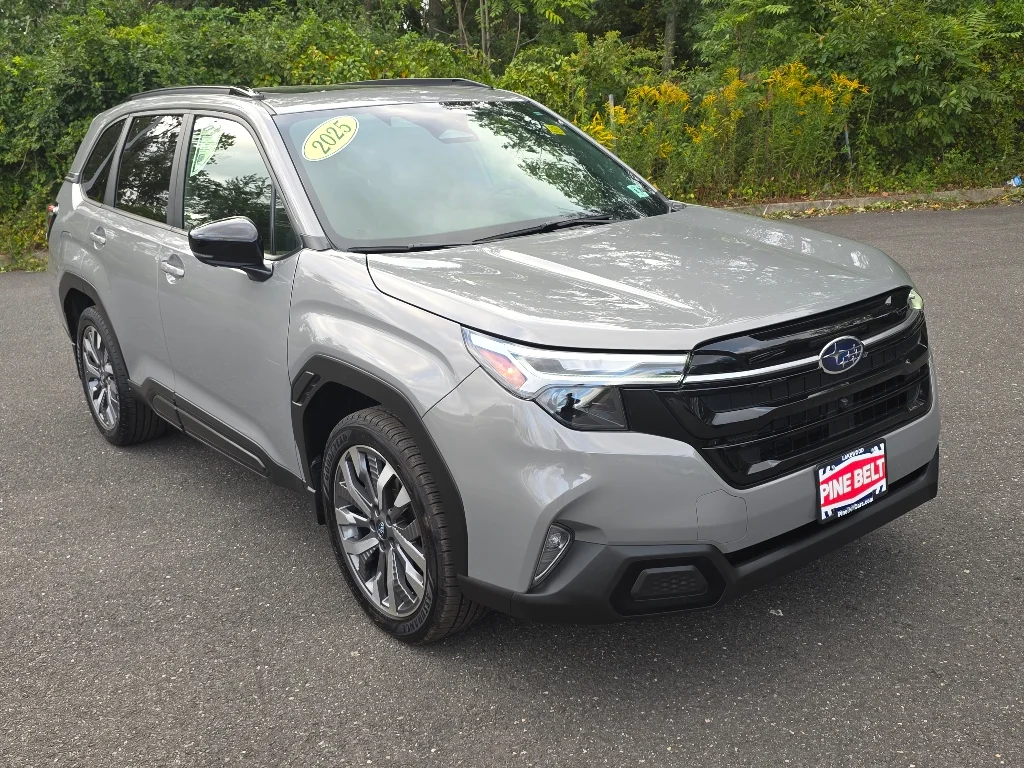 2025 Subaru Forester Touring - Photo 9