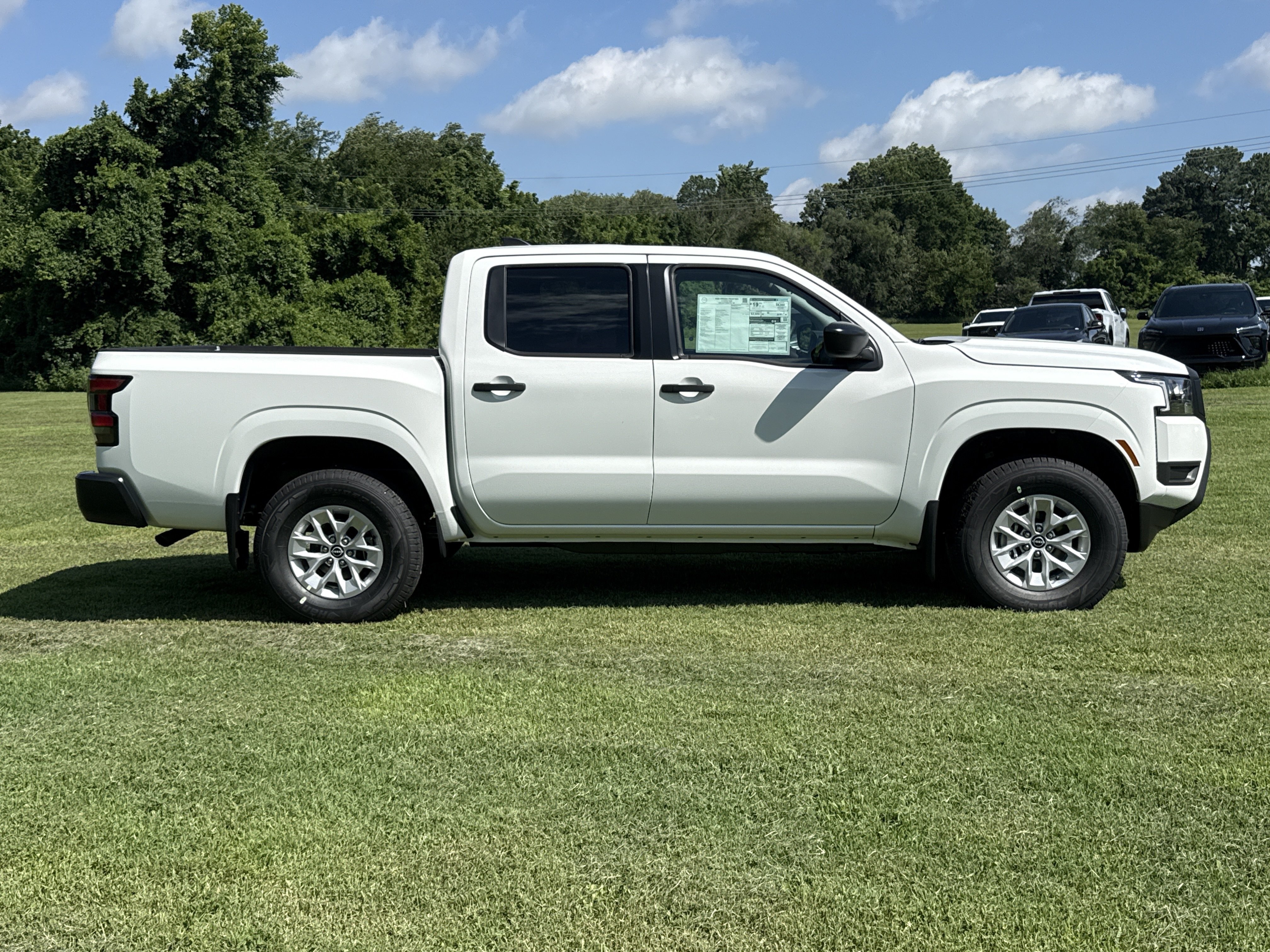 New 2026 Glacier White Nissan Crew Cab S image 2