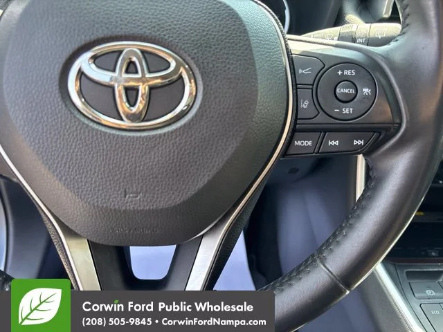 Used 2019 Gray Toyota Limited image 17