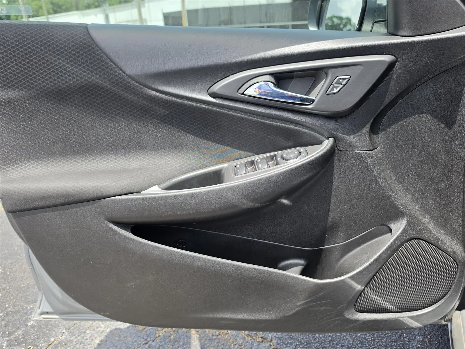 Used 2024 Sterling Gray Metallic Chevrolet LT image 19