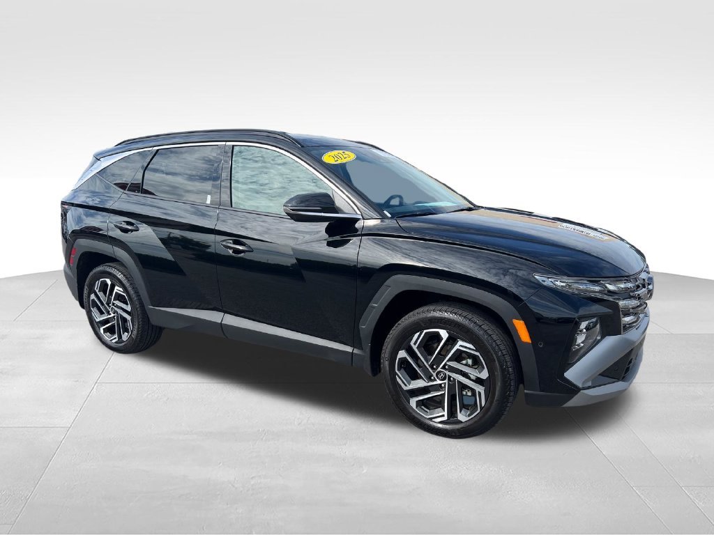 Used 2025 Black Hyundai Limited image 7