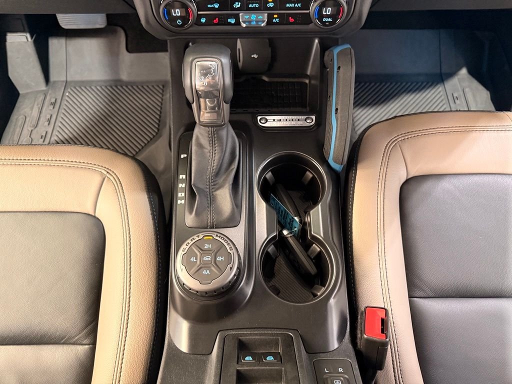 Used 2024 Gray Ford Wildtrak image 23