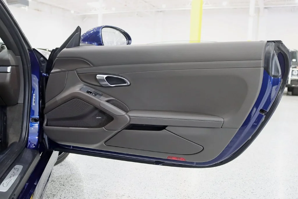 Used 2022 Blue Porsche S image 31