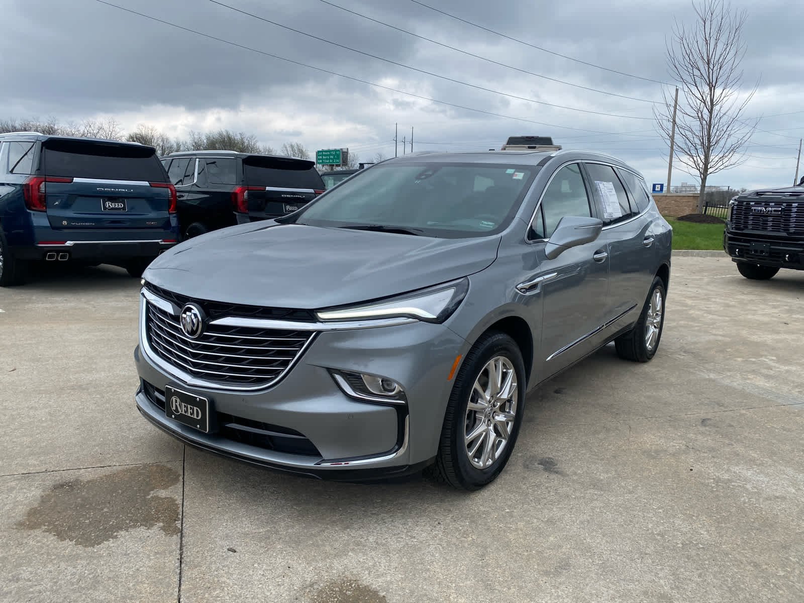 Used 2023 Buick Enclave Premium with VIN 5GAEVBKW6PJ154089 for sale in Kansas City