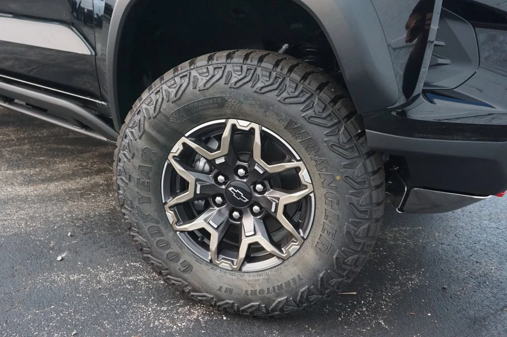 New 2026 Black Chevrolet ZR2 image 34