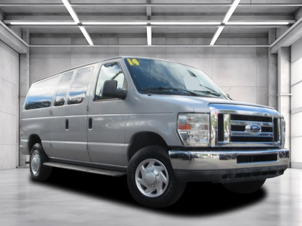 2014 Ford E-Series Econoline Wagon XLT