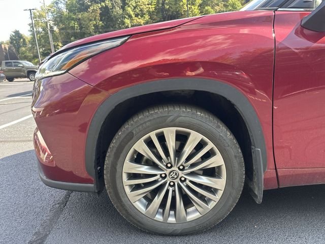 Used 2021 Red Toyota Platinum image 21