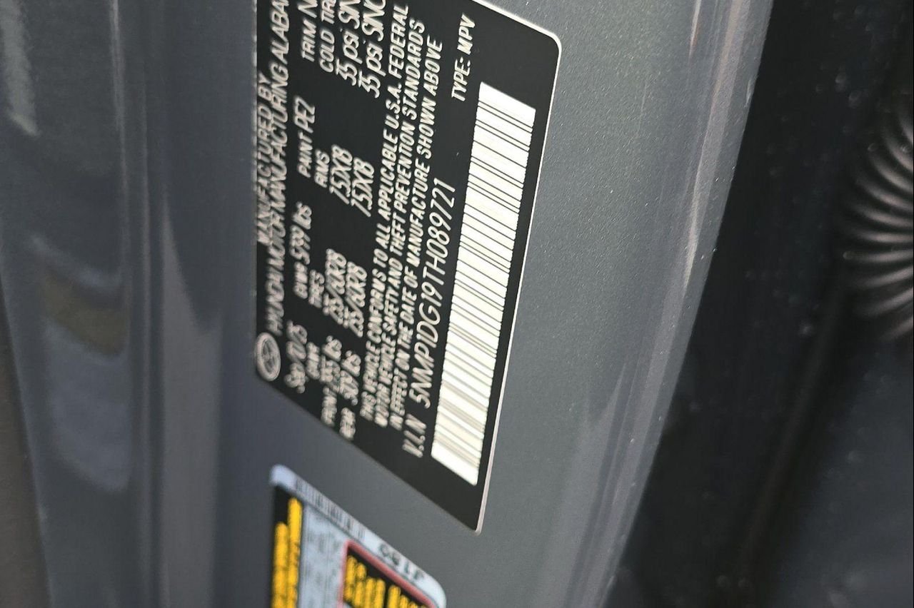 New 2026 Gray Hyundai SE image 27