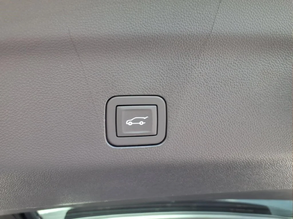 2027 Chevrolet Tahoe Premier - Photo 34