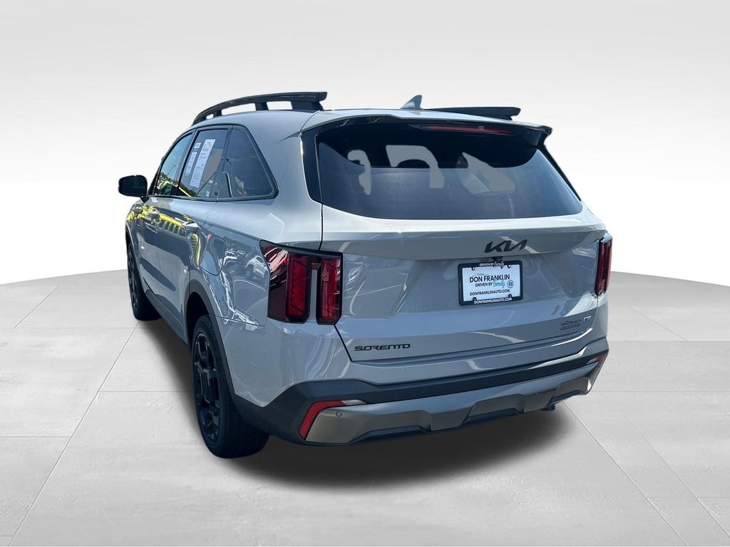 Used 2025 Gray Kia X-Line EX image 3