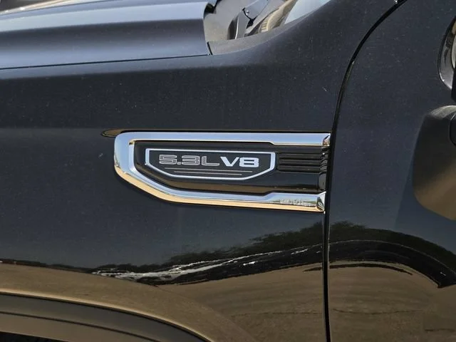 New 2026 Onyx Black GMC SLT image 10