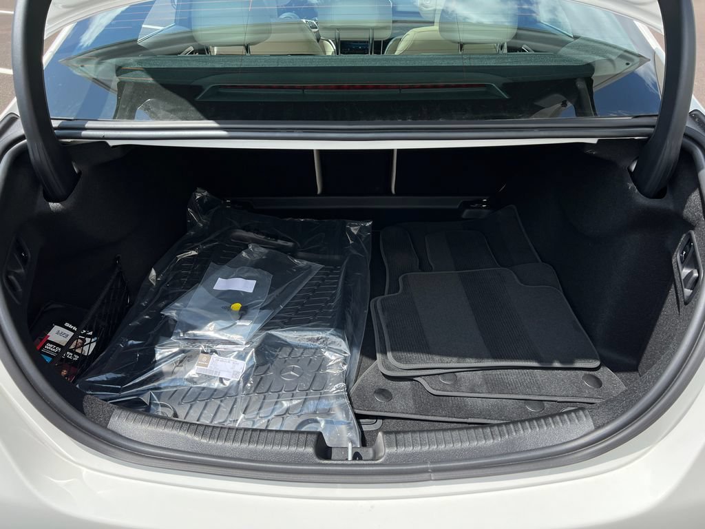 New 2026 Polar White Mercedes-Benz C 300 image 41