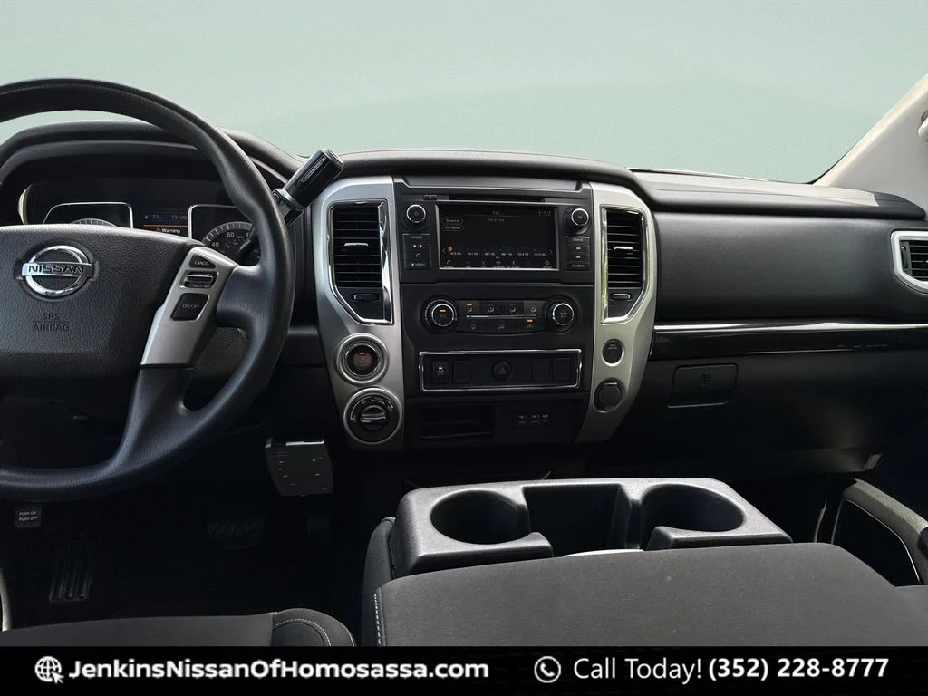 Used 2019 Gray Nissan SV image 27