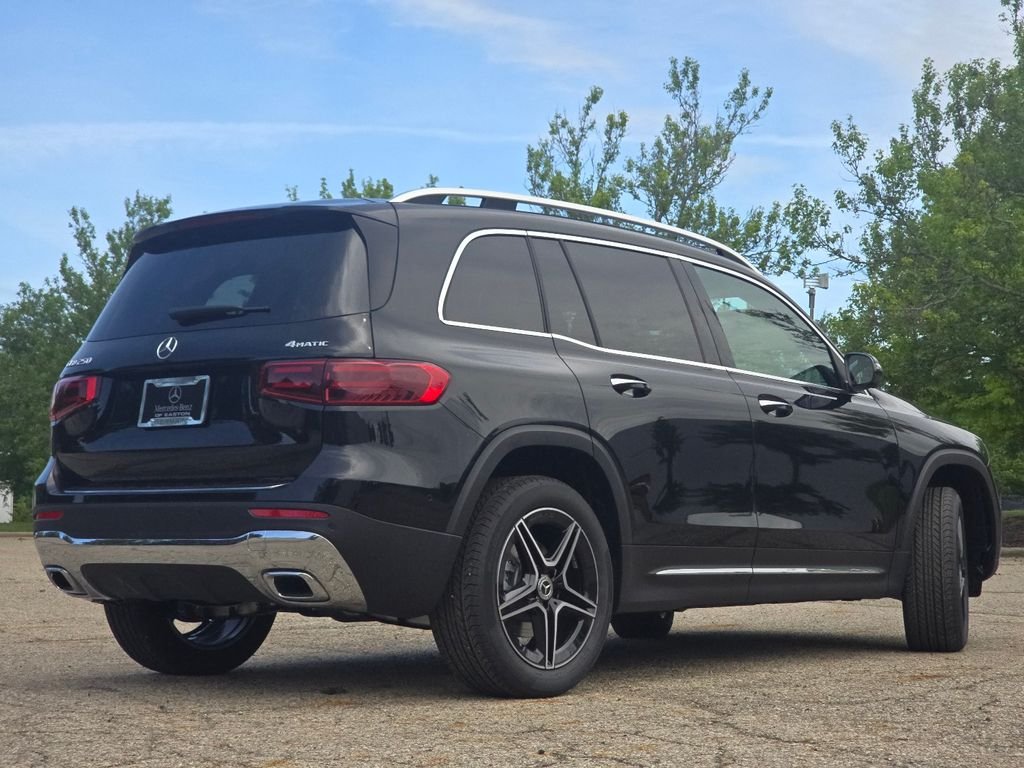 New 2026 Cosmos Black Metallic Mercedes-Benz GLB 250 image 16