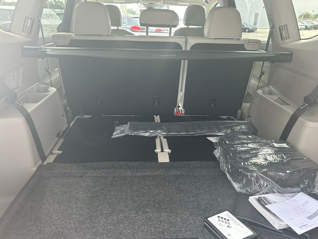 2026 Volkswagen Atlas SEL Premium R-Line - Photo 41