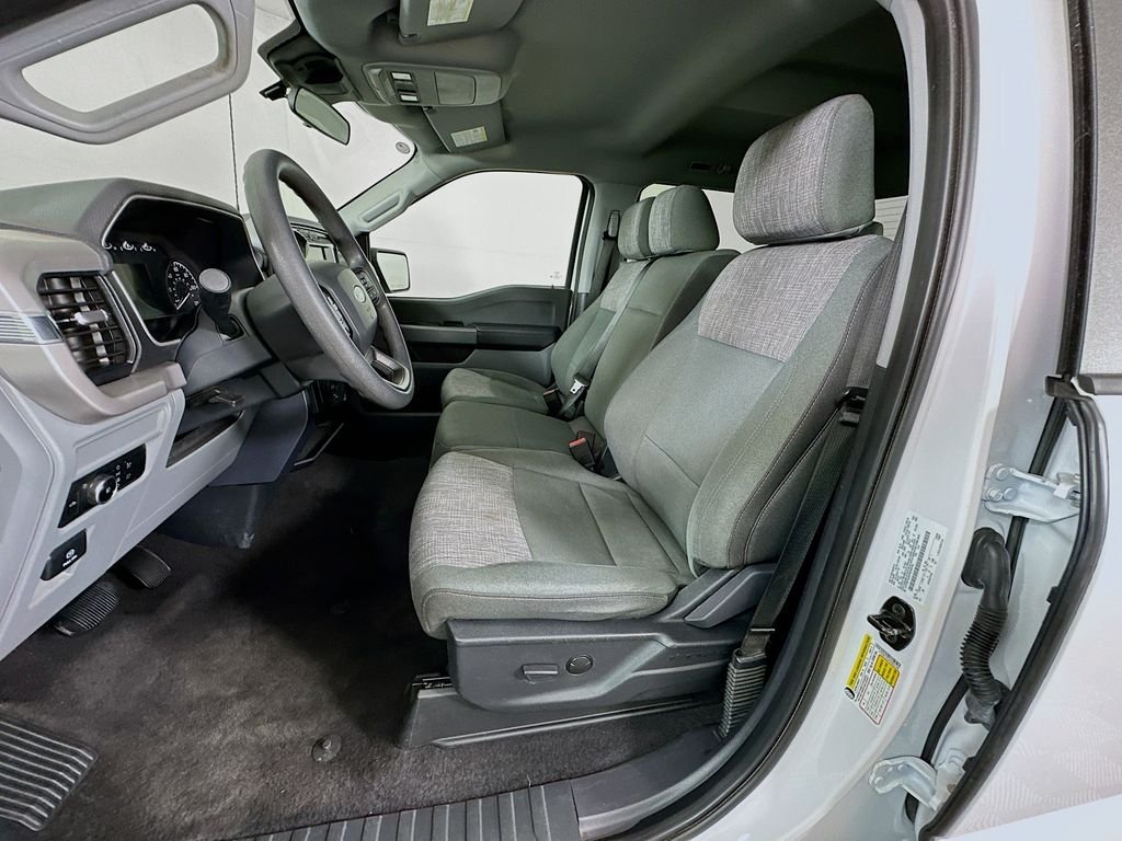 Used 2023 Oxford White Ford XLT image 20