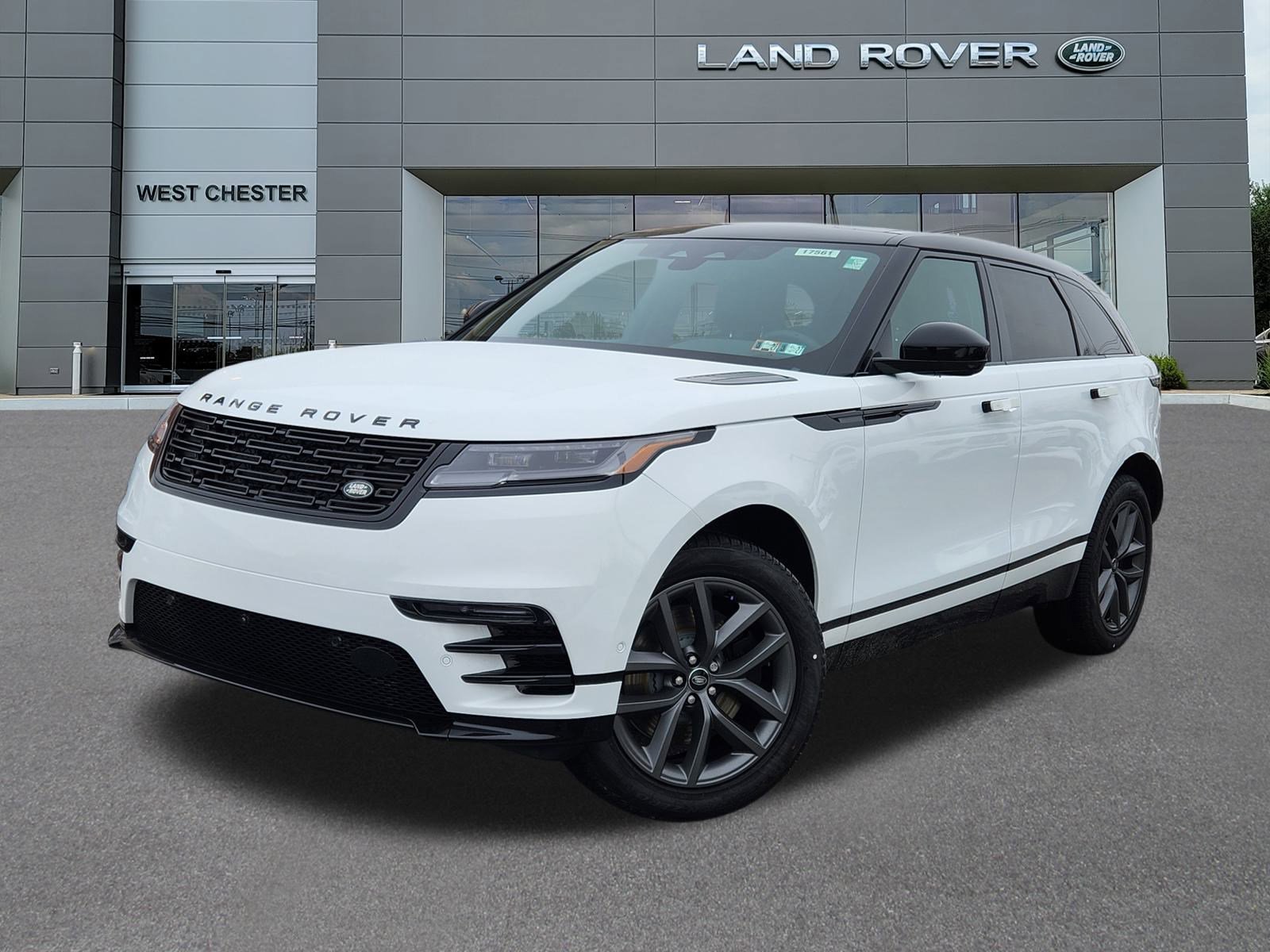 2026 Land Rover Range Rover Velar Dynamic SE