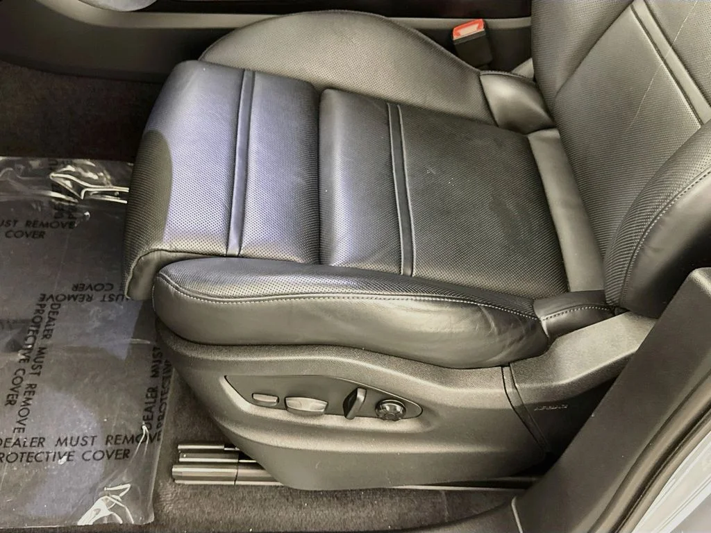 Used 2024 Blue Porsche Base image 20