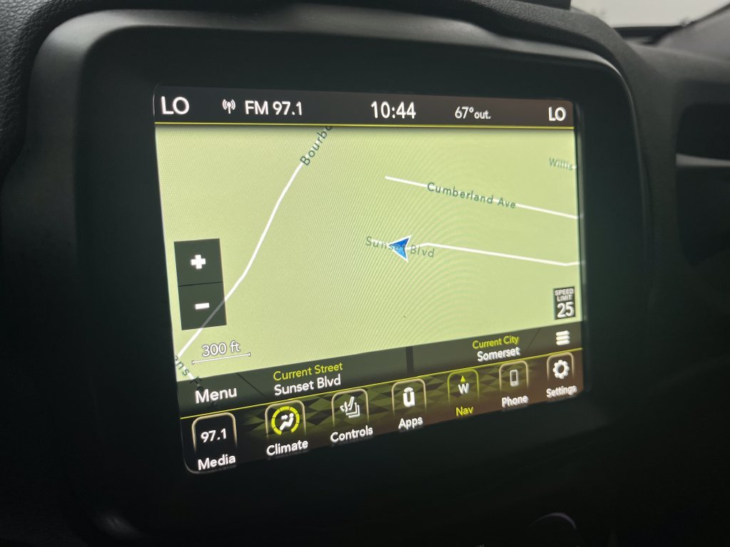 Used 2022 Black Jeep Latitude image 21