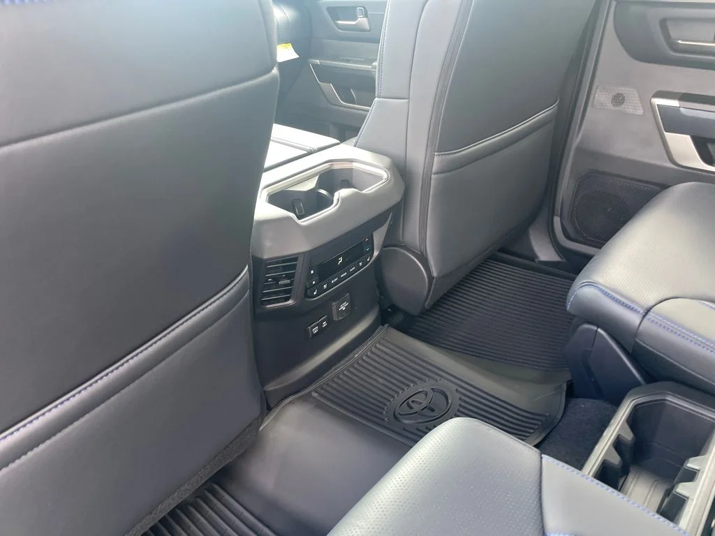 2026 Toyota Sequoia Platinum - Photo 23