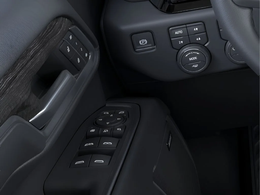 2025 Chevrolet Silverado 3500HD LTZ - Photo 16