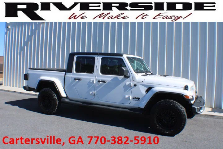 2023 Jeep Gladiator Sport S's photo