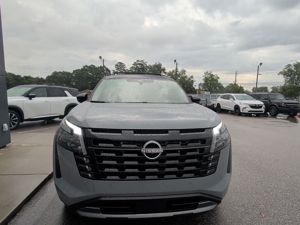 Used 2026 Gray Nissan Platinum image 2