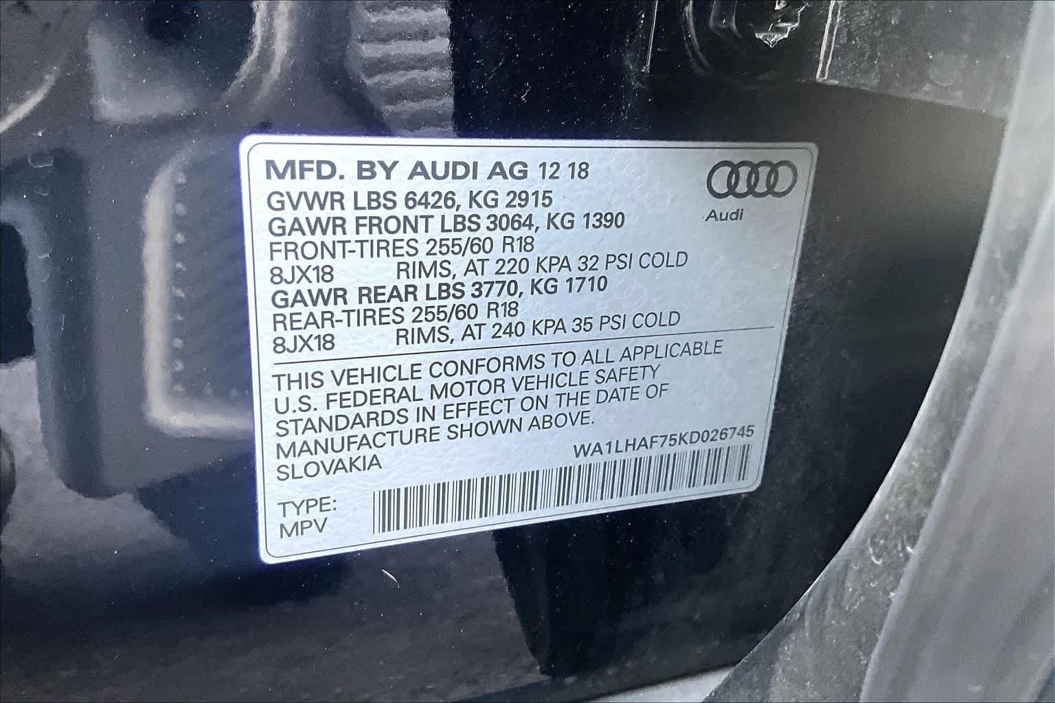 Used 2019 Orca Black Metallic Audi SE Premium Plus image 30