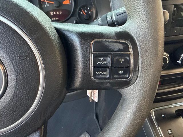 Used 2015 Gray Jeep Sport image 21