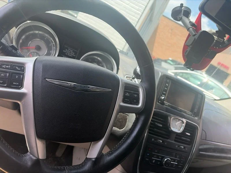 Used 2014 Black Chrysler Touring image 3