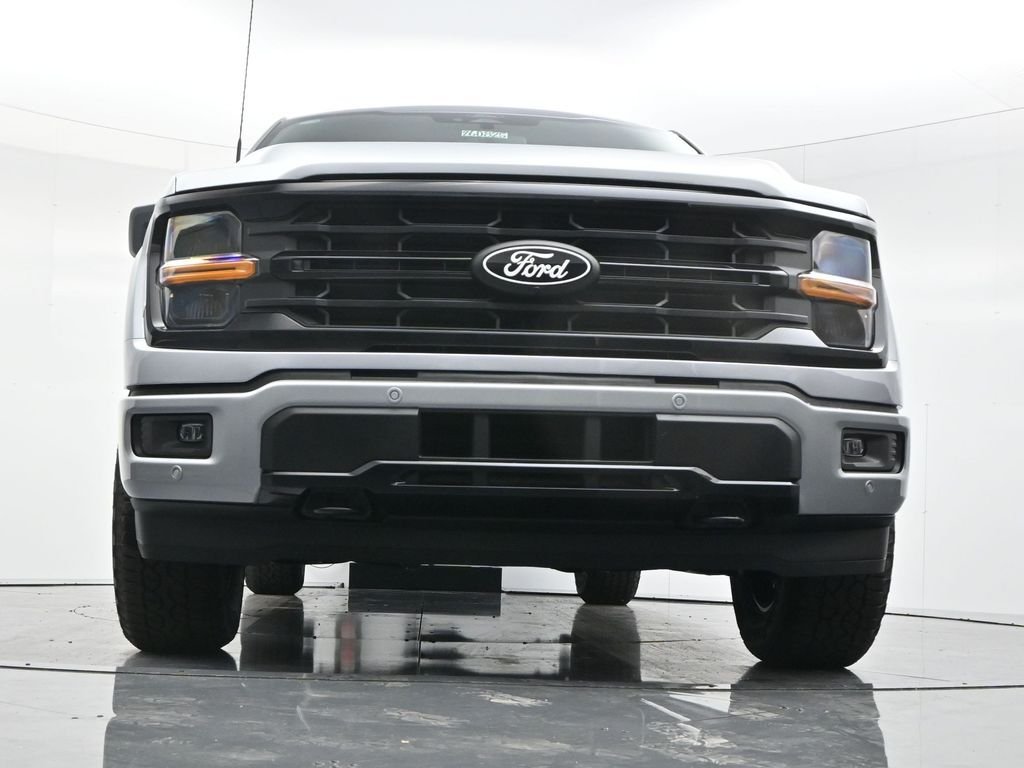 New 2026 Iconic Silver Metallic Ford XLT image 39