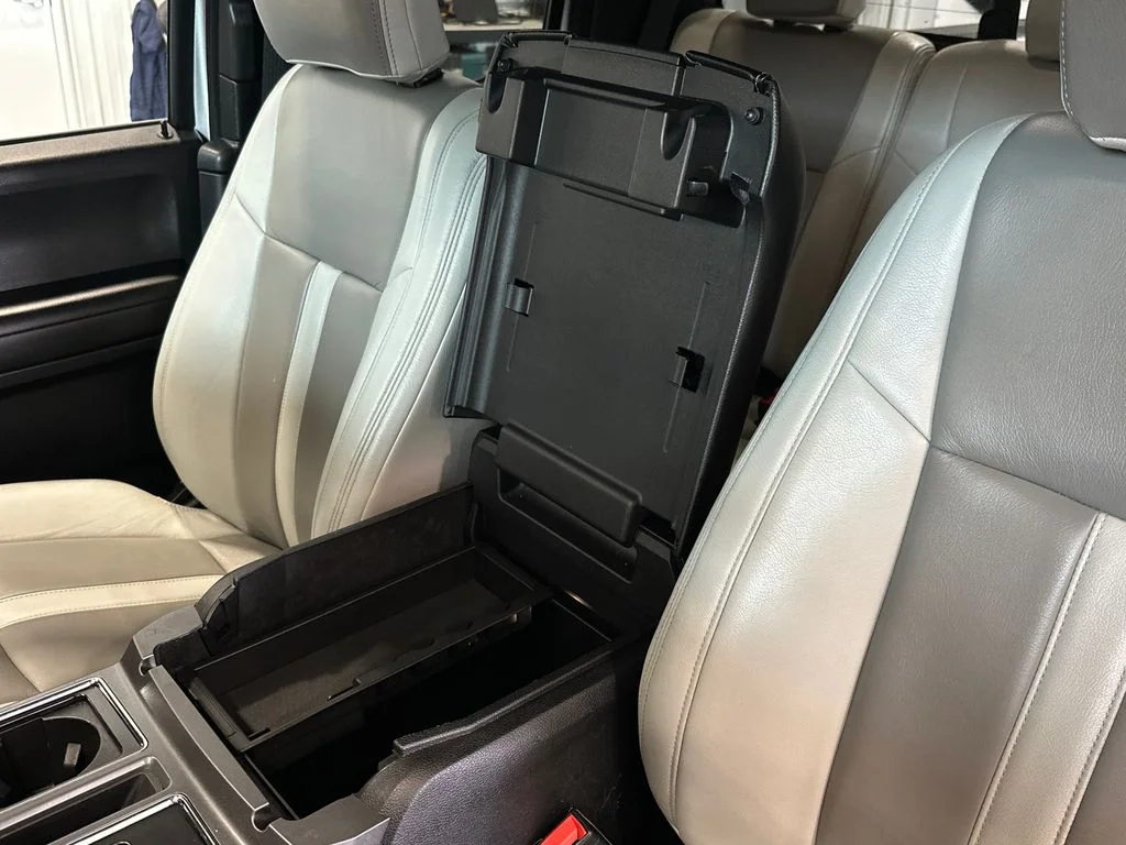 Used 2018 Silver Ford XLT image 24