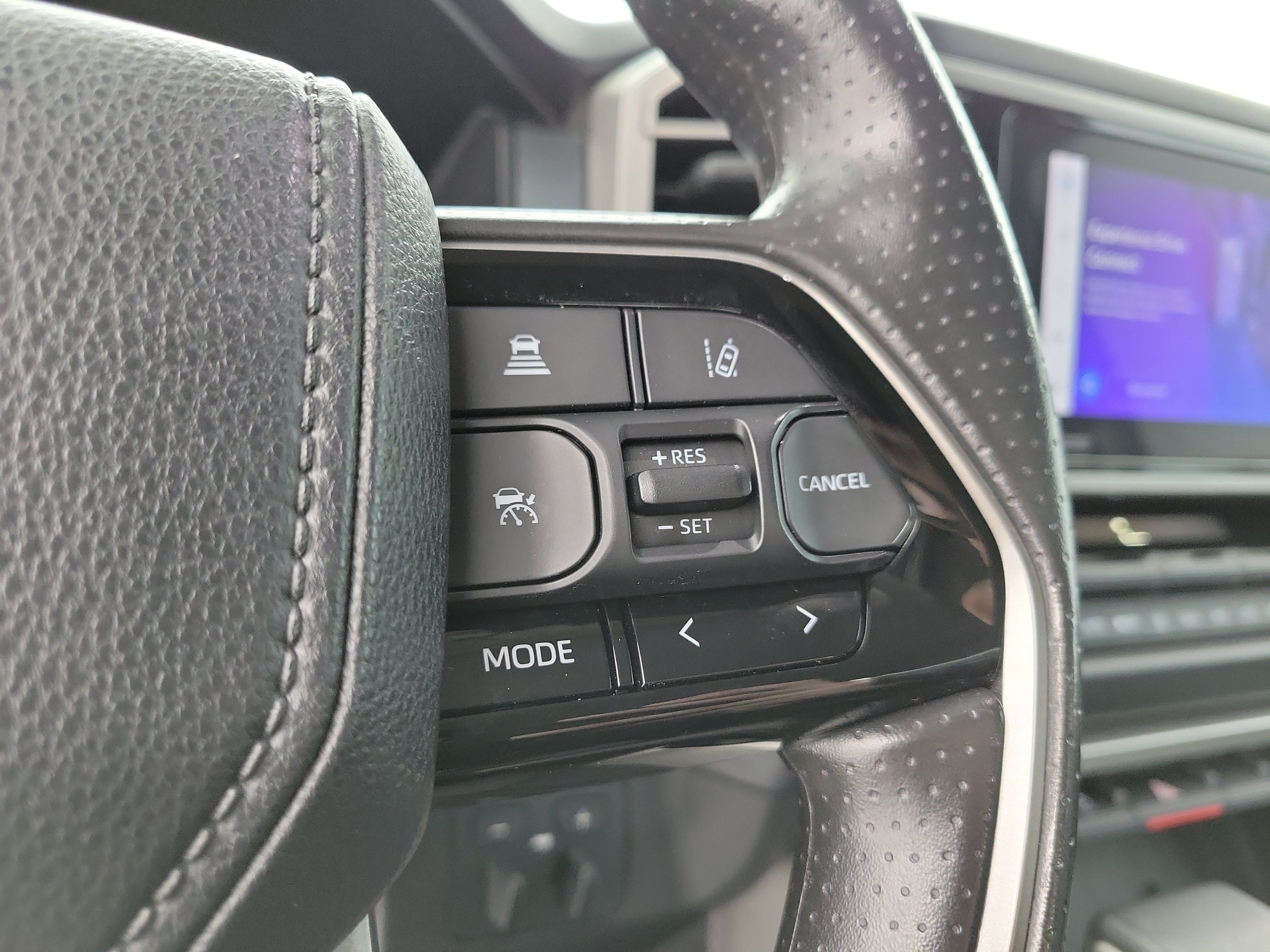 Used 2023 Ice Cap Toyota SR5 image 22