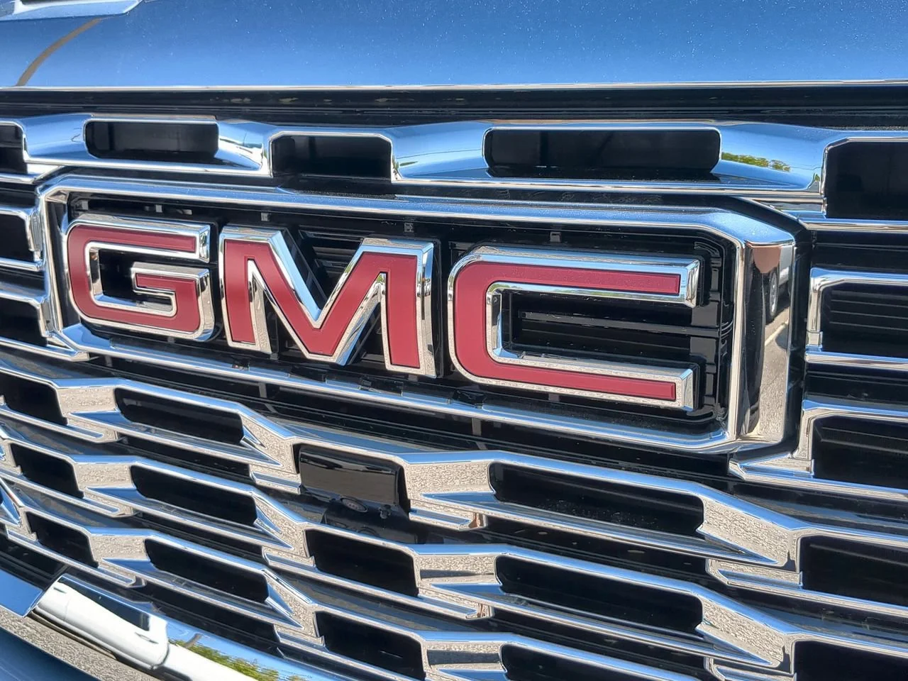 New 2026 Glacier White Tricoat GMC Denali image 32