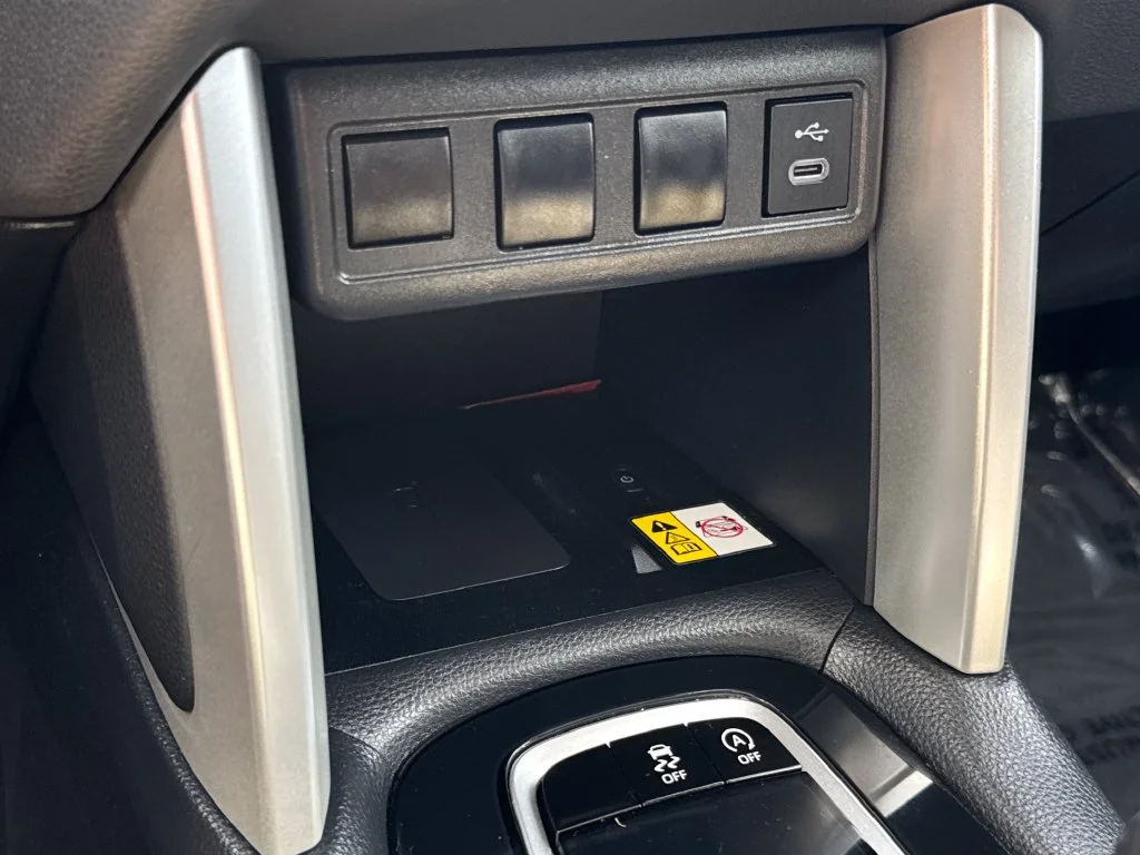 Used 2023  Toyota LE image 25