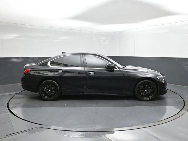 Used 2020 Black BMW 330i image 11