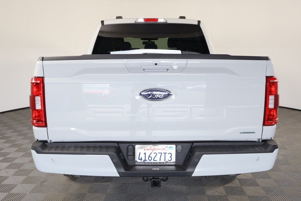 Used 2023 White Ford XLT image 5