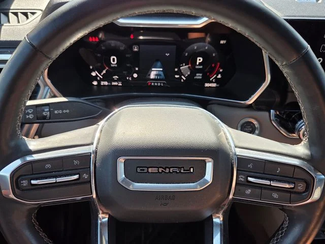 Used 2024 White GMC Denali image 21
